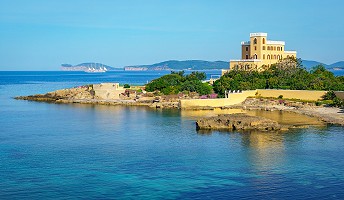MARAVILLAS DE CERDEÑA, CORCEGA Y SICILIA VERANO 2026